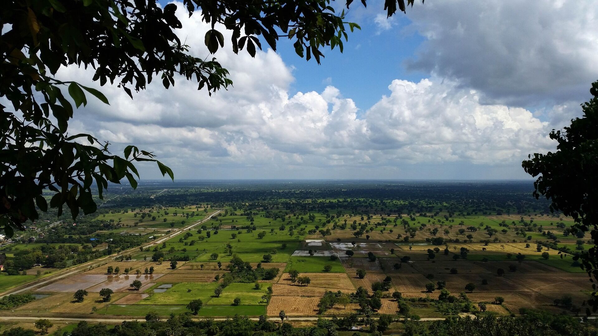 Start your historical journey with Battambang’s serene glow